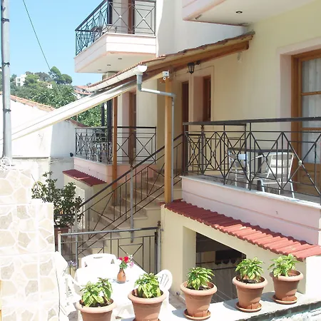 Hellen * Megali Ammos (Skiathos)