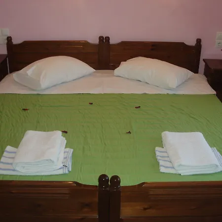 Hellen Megali Ammos (Skiathos)