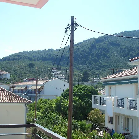 Hellen Apartment *