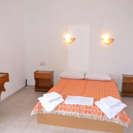 Hellen Megali Ammos (Skiathos)