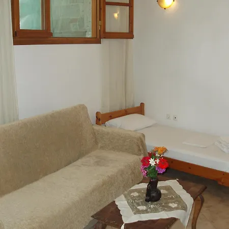 Hellen Apartman Megáli Ámosz