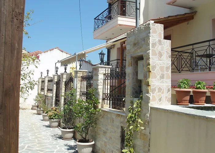 Hellen Megali Ammos (Skiathos)