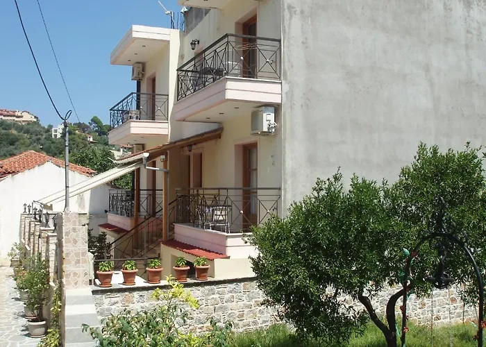 Hellen Megali Ammos (Skiathos)