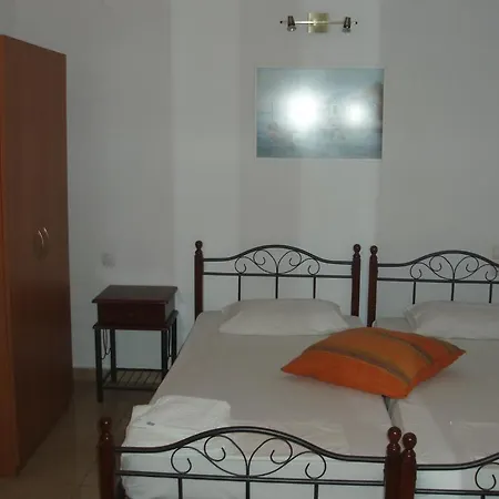 Hellen * מגלי אמוס