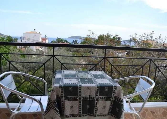 Apartmán Hellen Megali Ammos (Skiathos)